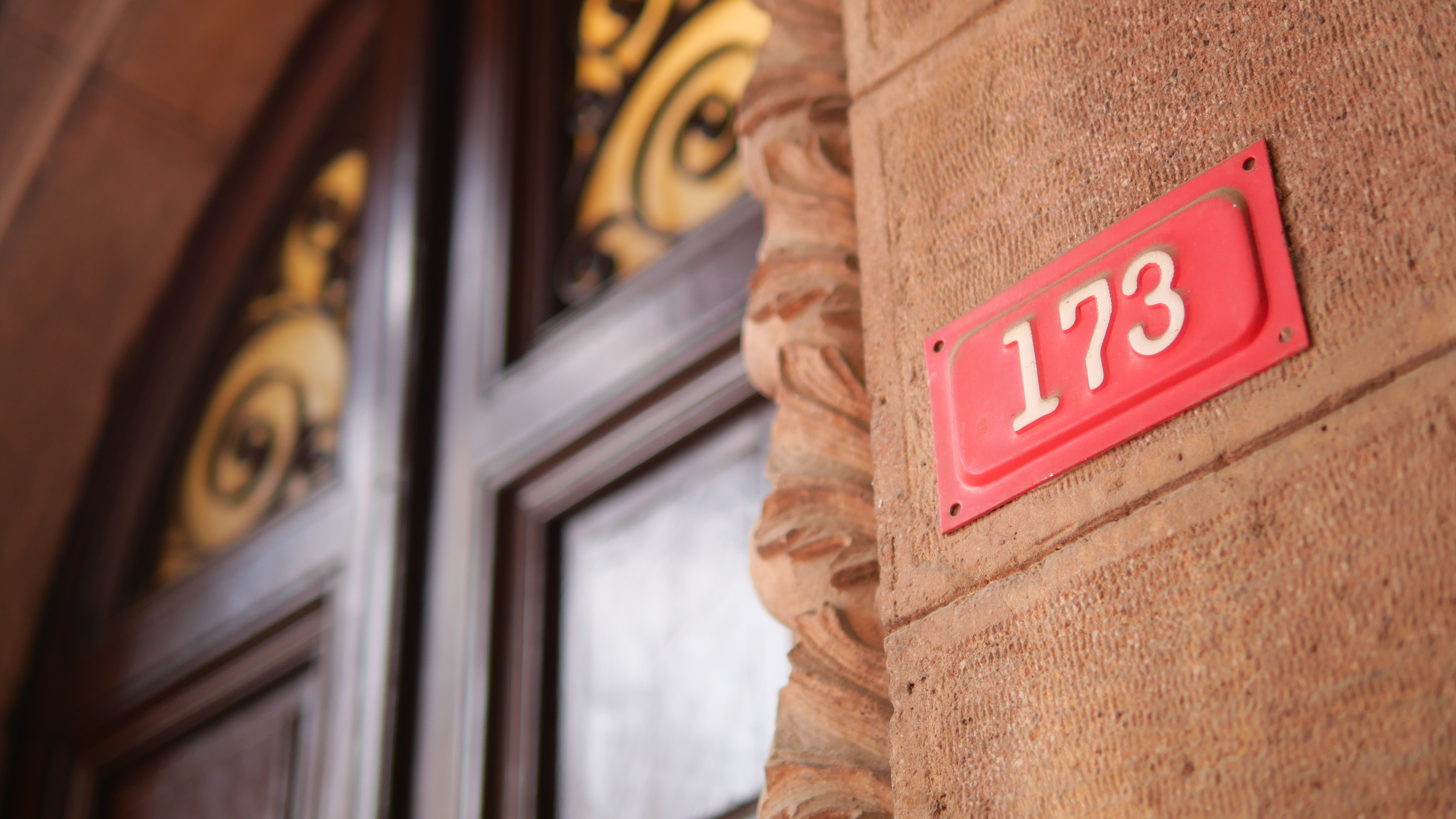 house-number-decorative-lettering-on-a-brick-wall-asas
